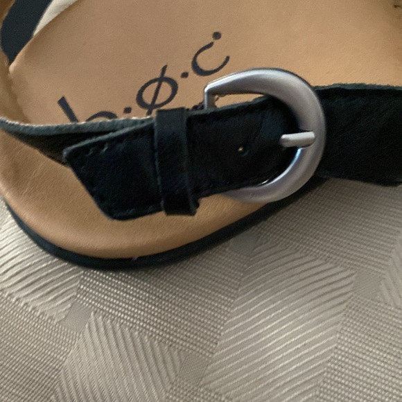 Women’s sandals - Picture 3 of 3